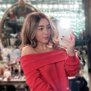 Meet your Posher, Bella